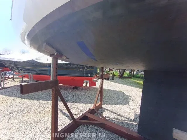 (locatie sneek) kajuitzeilboot met totasu sailpro 6pk 4 takt buitenboordmotor dehler, sprinta 70, wit, bouwjaar 1978 - afbeelding 35 van  36