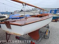 (locatie sneek) open zeilboot flytour, wit, bouwjaar ca 1980 - afbeelding 8 van  11