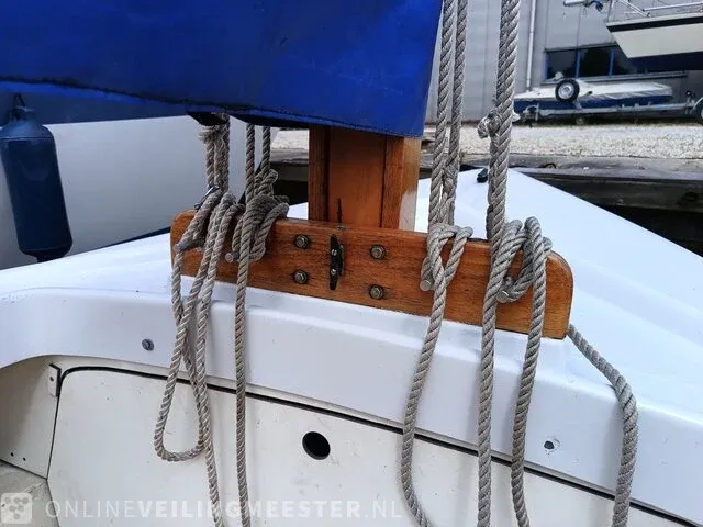 ( locatie sneek )polyvalk open zeilboot, polyester, bouwjaar ca. 1990 - afbeelding 6 van  17