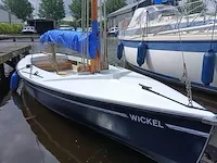 ( locatie sneek )polyvalk open zeilboot, polyester, bouwjaar ca. 1990 - afbeelding 1 van  17