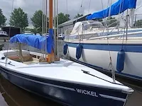 ( locatie sneek )polyvalk open zeilboot, polyester, bouwjaar ca. 1990 - afbeelding 13 van  17