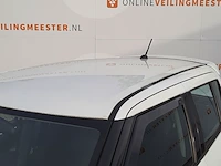 ( locatie soesterberg ) personenauto, suzuki, swift, wit, 2013 - afbeelding 11 van  61