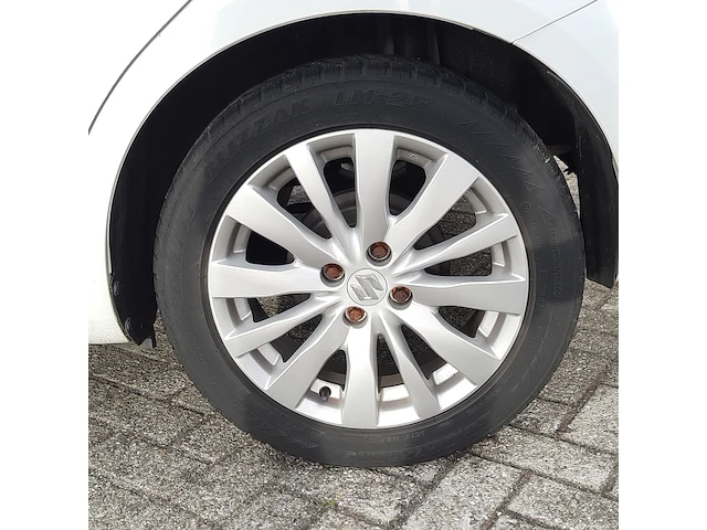 ( locatie soesterberg ) personenauto, suzuki, swift, wit, 2013 - afbeelding 14 van  61