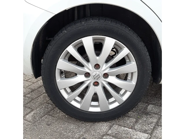 ( locatie soesterberg ) personenauto, suzuki, swift, wit, 2013 - afbeelding 16 van  61