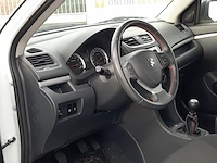 ( locatie soesterberg ) personenauto, suzuki, swift, wit, 2013 - afbeelding 20 van  61