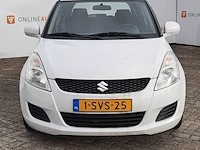 ( locatie soesterberg ) personenauto, suzuki, swift, wit, 2013 - afbeelding 12 van  61