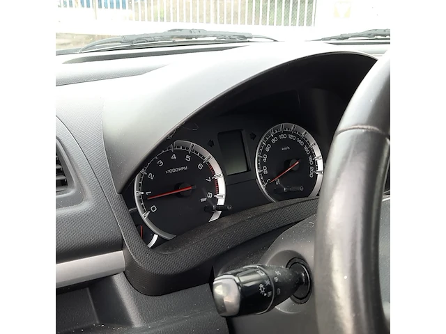 ( locatie soesterberg ) personenauto, suzuki, swift, wit, 2013 - afbeelding 25 van  61