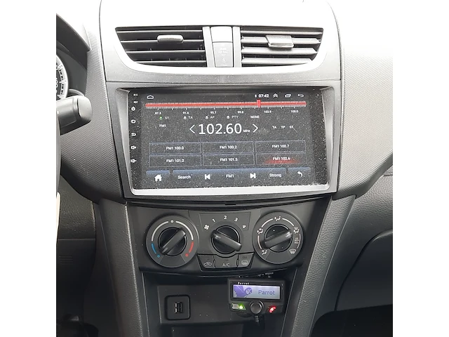 ( locatie soesterberg ) personenauto, suzuki, swift, wit, 2013 - afbeelding 32 van  61