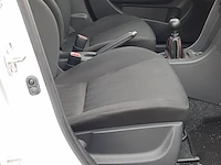 ( locatie soesterberg ) personenauto, suzuki, swift, wit, 2013 - afbeelding 43 van  61