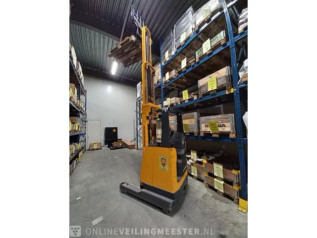 (locatie winschoten) elektrische reachtruck jungheinrich, etv 110 - afbeelding 2 van  11