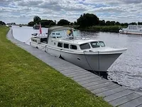 (locatie wolvega) motor kruiser romanza, waaiersteven, wit, bouwjaar 1980