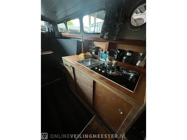 (locatie wolvega) motor kruiser romanza, waaiersteven, wit, bouwjaar 1980 - afbeelding 20 van  22
