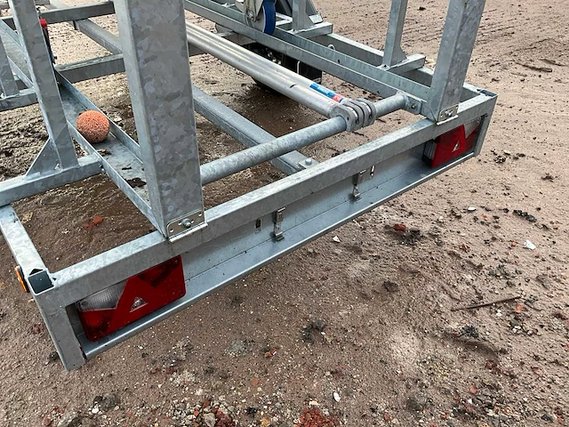 Lock hard mobile acces lift type alulift s op aanhanger - afbeelding 5 van  17