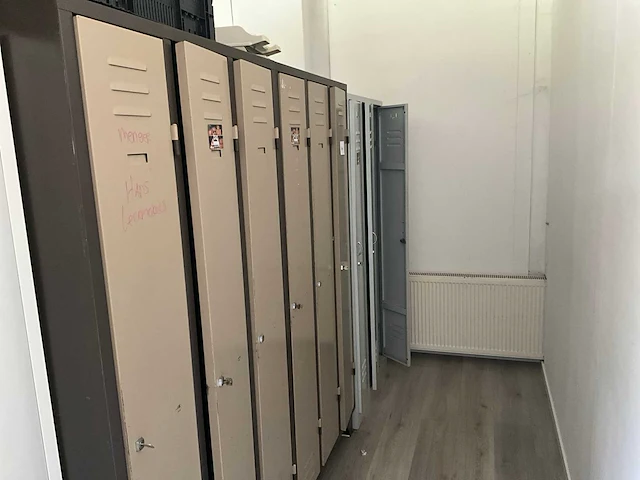 Lockerkast (2x) - afbeelding 1 van  2