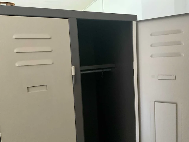 Lockerkast (2x) - afbeelding 2 van  2