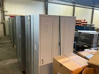 Lockerkast 3 deurs (2x) - afbeelding 1 van  5