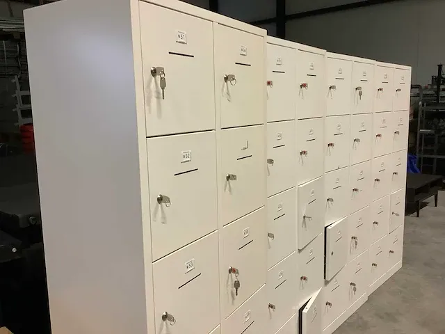 Lockerkast (4x) - afbeelding 2 van  2