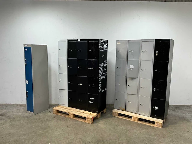 Lockerkast (9x) - afbeelding 1 van  4