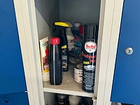Lockerkast met inhoud - afbeelding 3 van  9