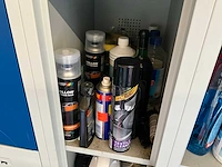 Lockerkast met inhoud - afbeelding 4 van  9