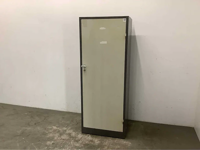 Lockerkast - afbeelding 1 van  4