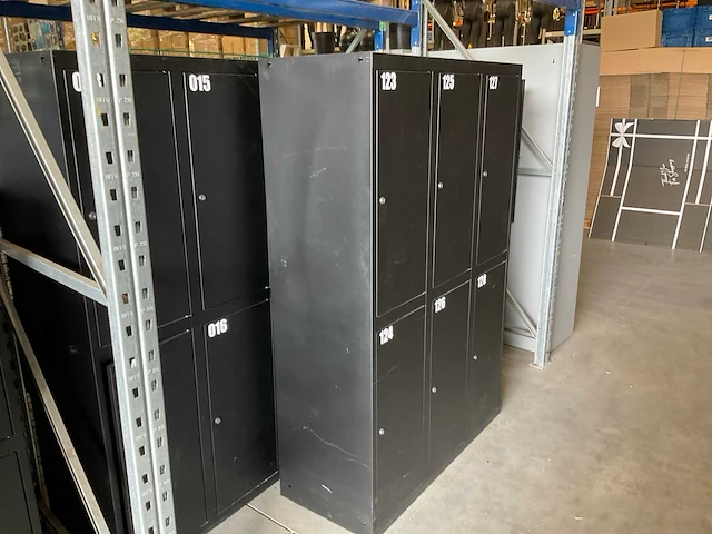 Lockerkasten (3x) - afbeelding 1 van  3