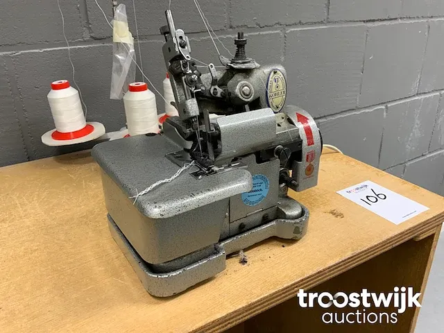 Lockmachine met werktafel - afbeelding 2 van  6