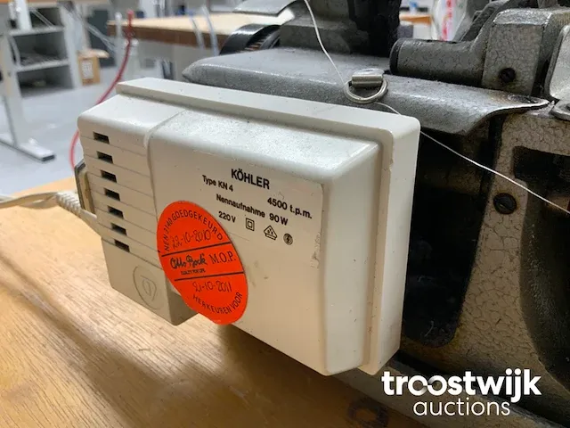 Lockmachine met werktafel - afbeelding 5 van  6