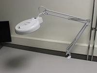 Loeplamp met bureaubeugel - afbeelding 2 van  2