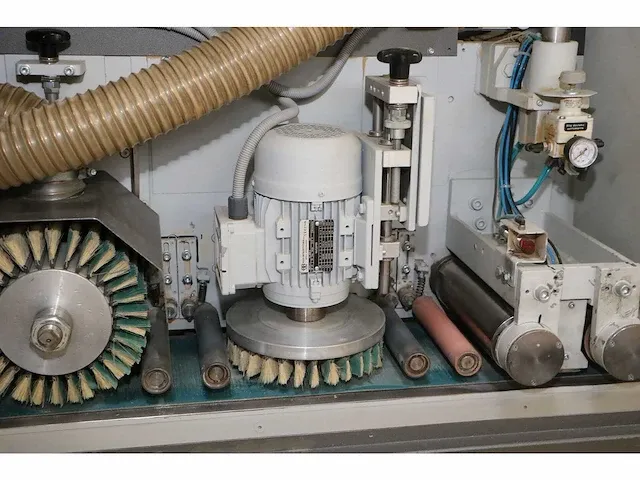 Loewer - dsm2300 gdb - bandschuurmachine - afbeelding 16 van  44