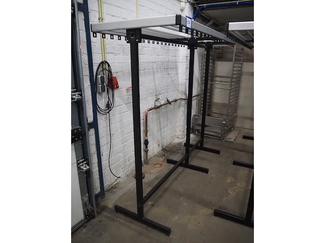 Loggere metaalwerken - afbeelding 3 van  8