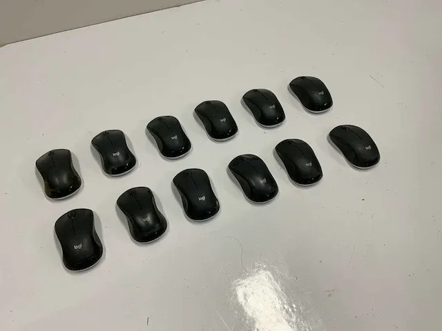 Logitech m310 muis (12x) - afbeelding 1 van  4