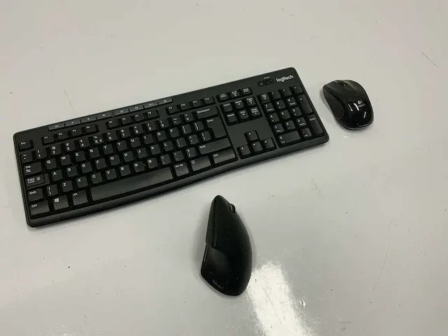 Logitech & trust - toetsenbord & muis - afbeelding 1 van  4