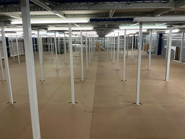 Logo tech dubbele entresolvloer circa 750m2 - afbeelding 6 van  28