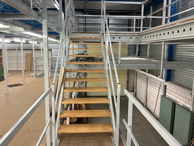 Logo tech dubbele entresolvloer circa 750m2 - afbeelding 9 van  28