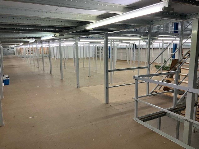 Logo tech dubbele entresolvloer circa 750m2 - afbeelding 1 van  28