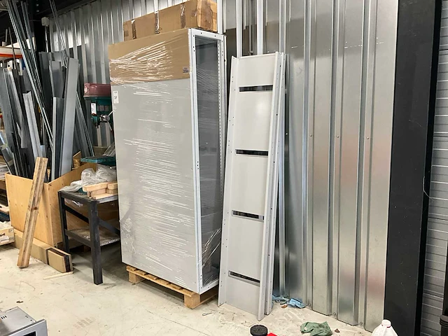 Lohmeier serverkast - afbeelding 1 van  5