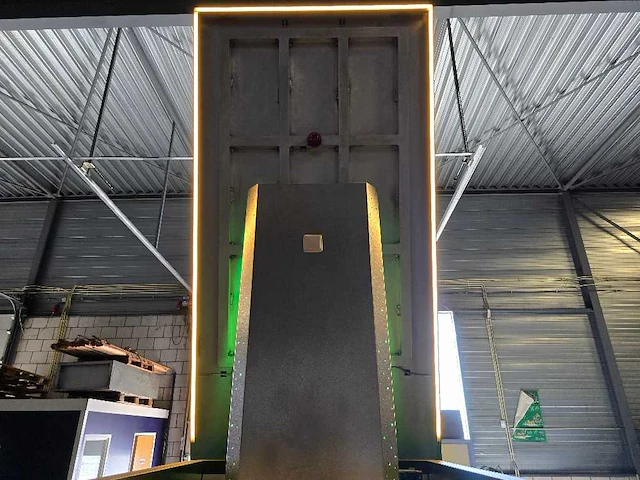Lohr liften - scooter kelder lift - verhuislift - afbeelding 15 van  19