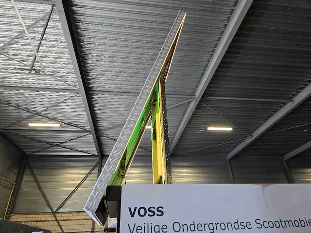 Lohr liften - scooter kelder lift - verhuislift - afbeelding 19 van  19