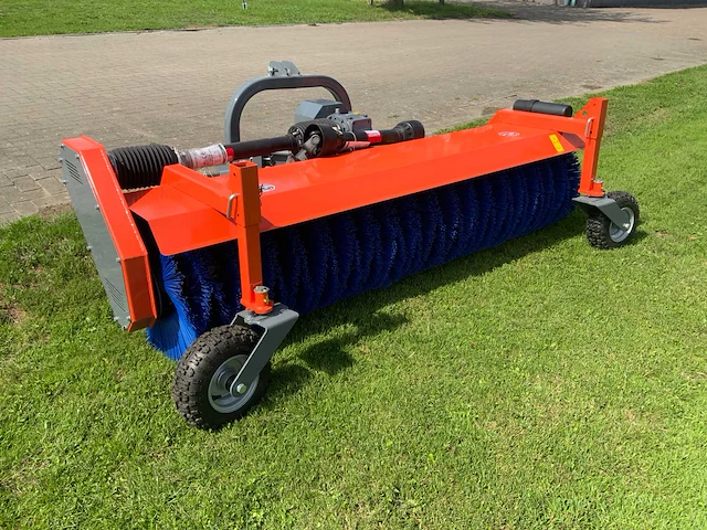 Loma - 2021 - sweeper swlt220 - voorladers en accessoires - afbeelding 7 van  13