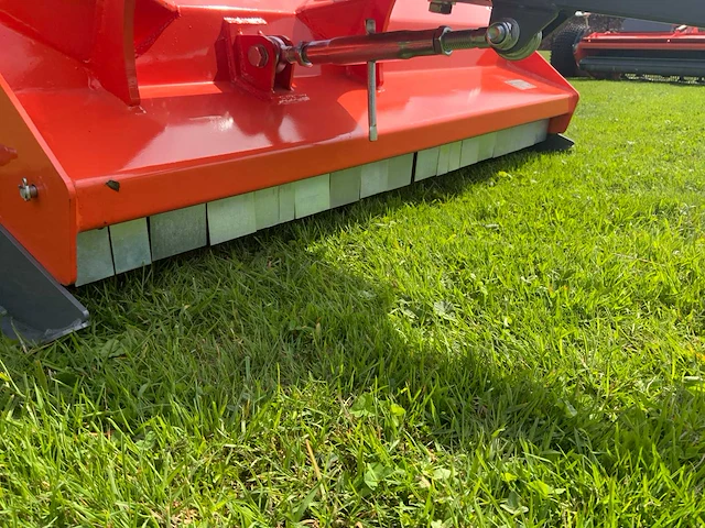 Loma flaimower atv120 klepelmaaier - afbeelding 7 van  16
