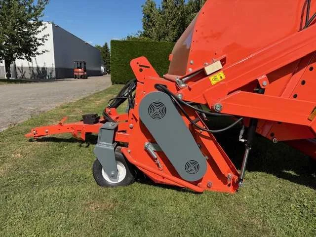 Loma magmt210 klepelmaaier met gras- en bladcontainer hoogleegkiep 240cm. - afbeelding 3 van  9