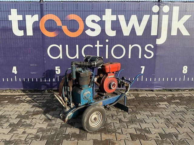 Lombardini luchtcompressor - afbeelding 6 van  13