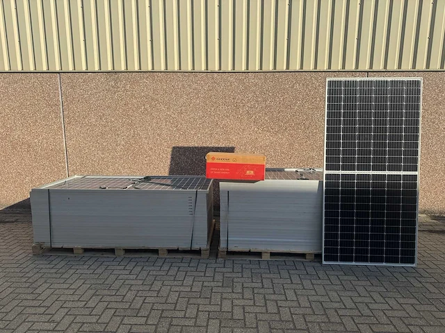 Longi - lr4-72hbd-430m - set van 45 zonnepanelen (430 wp) - goodwe 17k omvormer - afbeelding 1 van  9