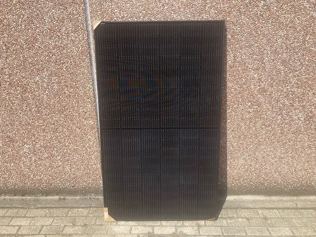 Longi - set van 12 full black (350 wp) zonnepanelen en 1 blaupunkt bps-v01-03.6 omvormer (1-fase) - afbeelding 3 van  9