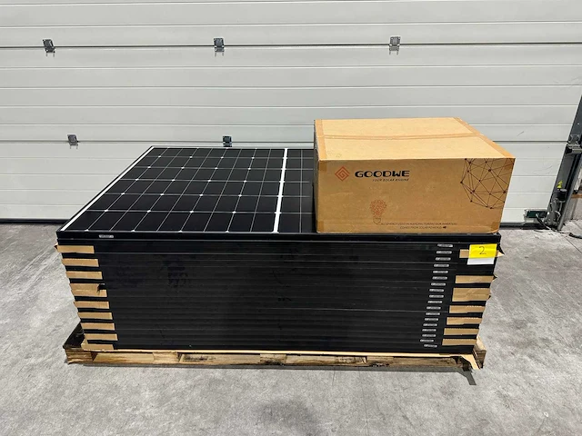 Longi - set van 20 zonnepanelen (425 wp) en 1 goodwe 8.0k omvormer (3-fase) - afbeelding 1 van  8