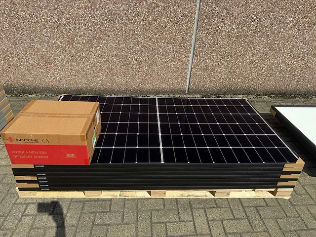 Longi - set van 7 zonnepanelen (540 wp) met omvormer 3,6 kw - afbeelding 1 van  6