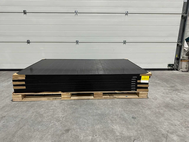 Longi - set van 8 zonnepanelen (410 wp) en 1 huawei 3.0k hybride omvormer (1-fase) - afbeelding 2 van  8
