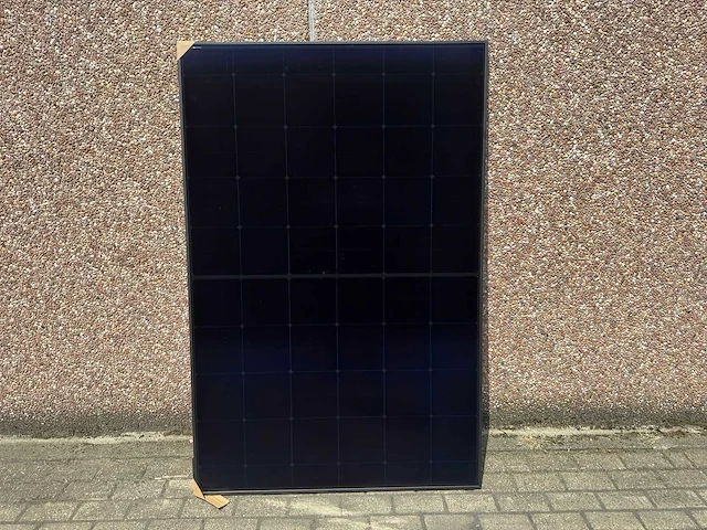 Longi solar - set van 5 zonnepanelen 430 wp met 2 kw omvormer - afbeelding 2 van  5
