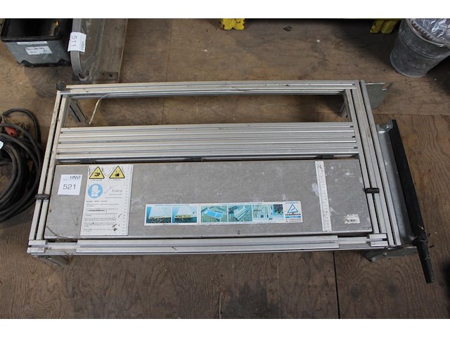 Loodbewerkingstafel endesa w.o. snijden, zetten en felsen. afmeting 120 x 62 x 21 cm. - afbeelding 1 van  3